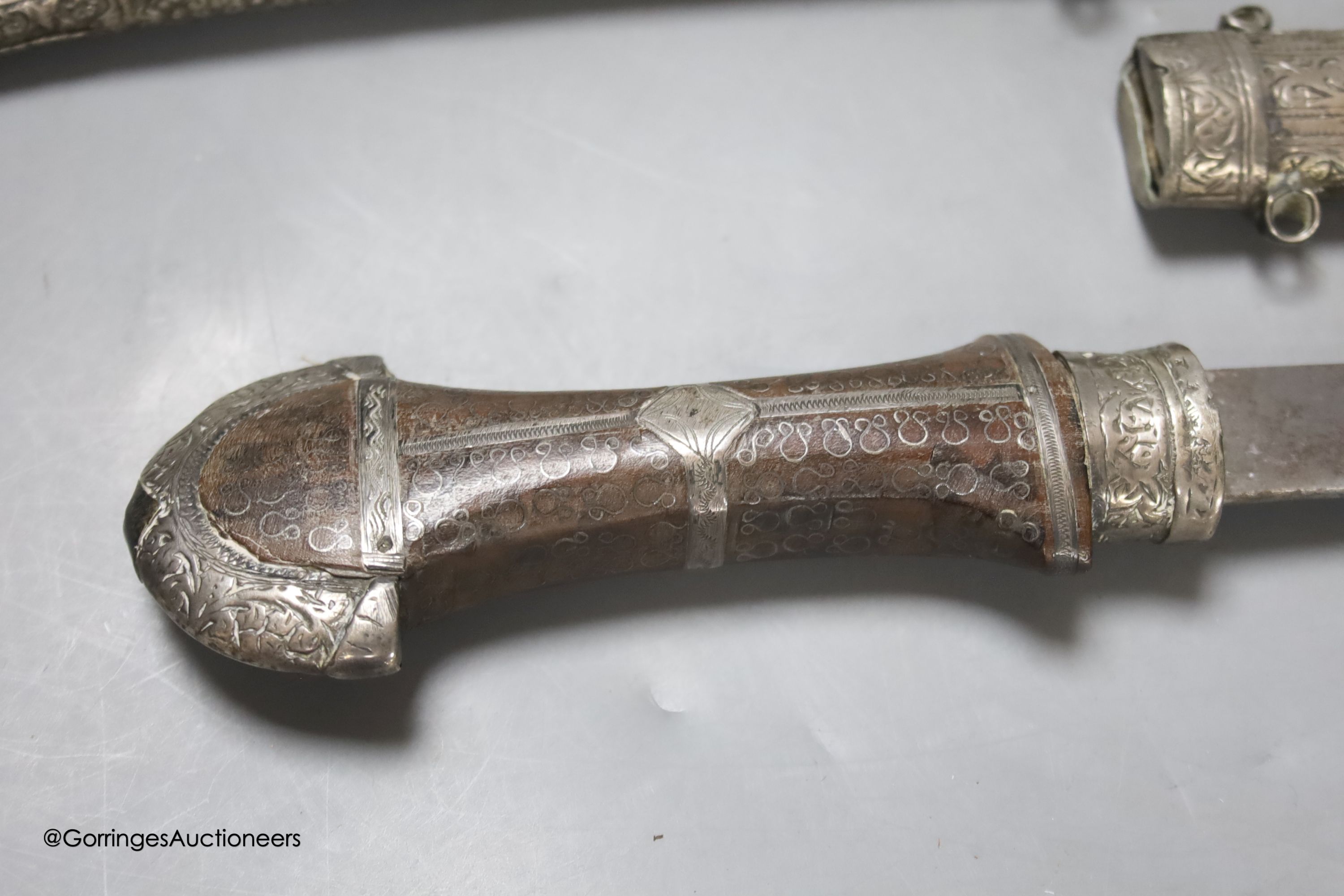 Three daggers, length 39cm